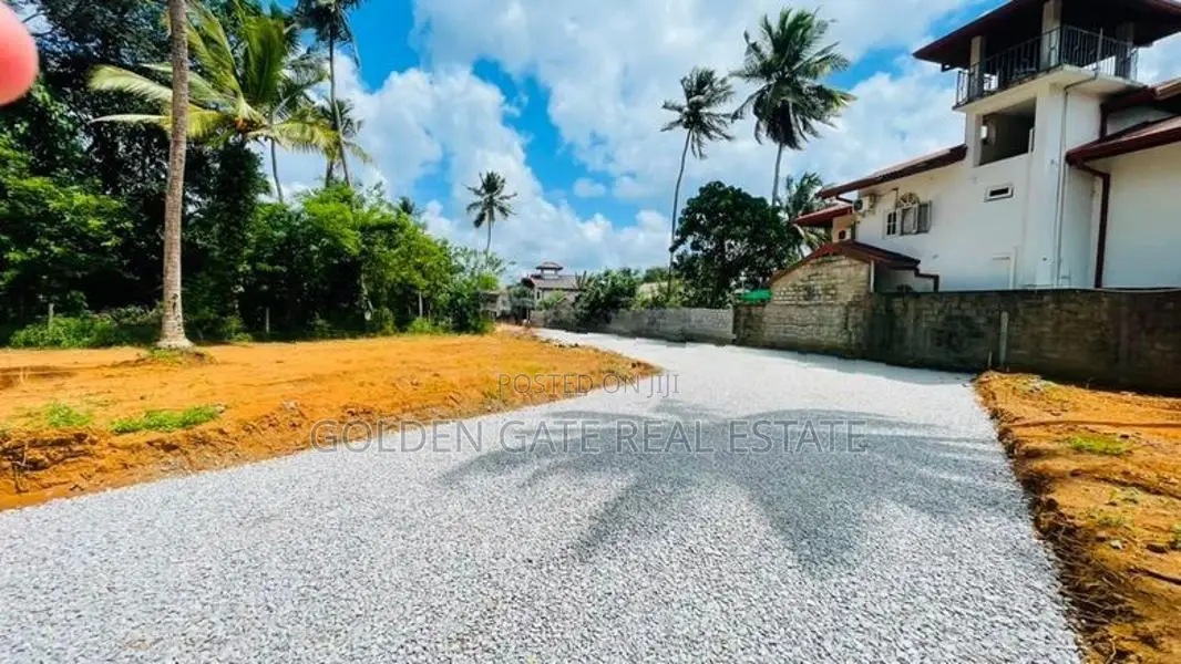 Yakkala Land for Sale