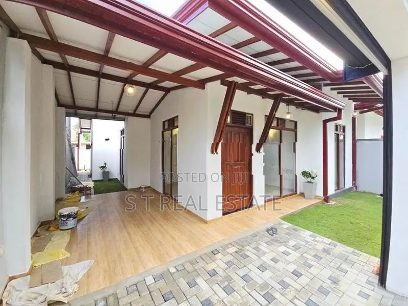 04BR Single Story House For Sale In Homagama