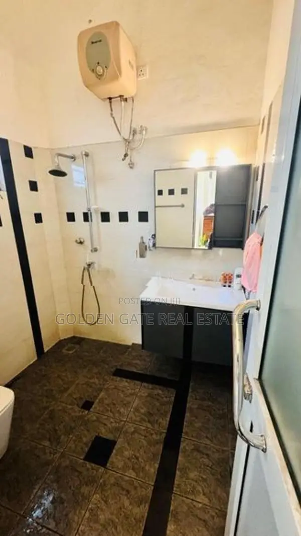 Super Elegant Three Storey House for Sale Gampaha
