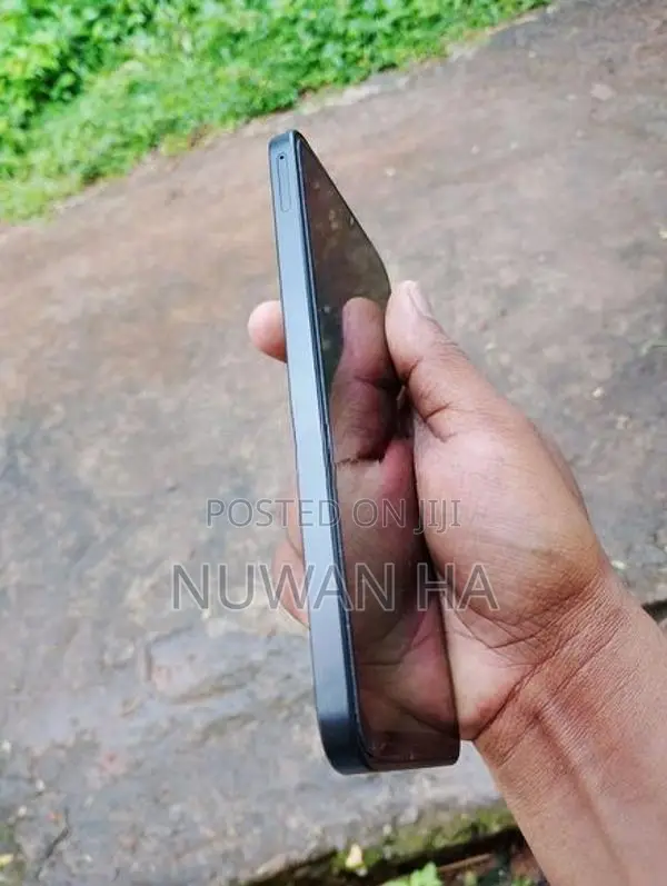 Samsung Galaxy A17 5G 8GB 256GB (Used)