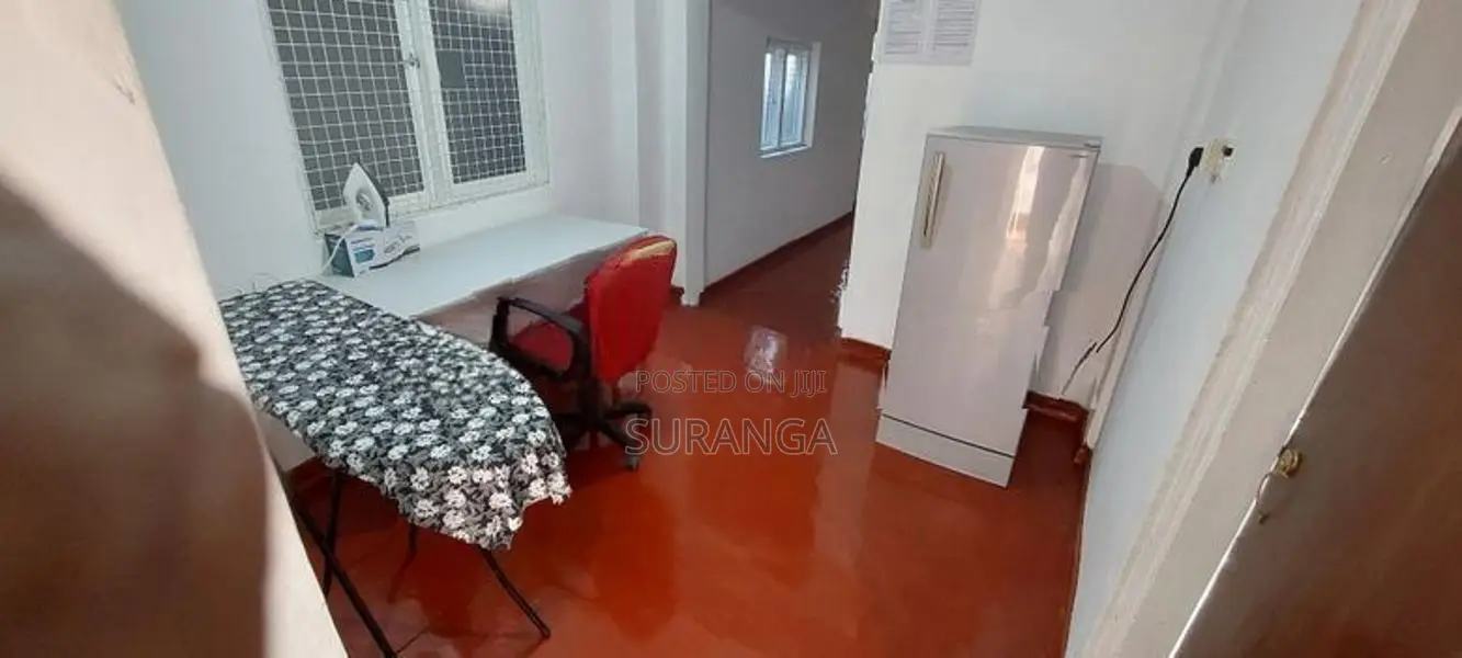 Furnished Single Room for Rent – Professional Males Only