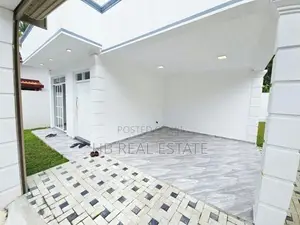 Architecture Designed Luxury Three Story House Kesbewa