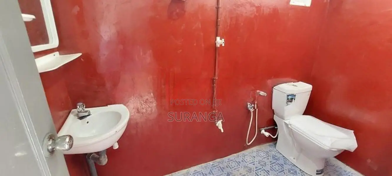 Furnished Single Room for Rent – Professional Males Only