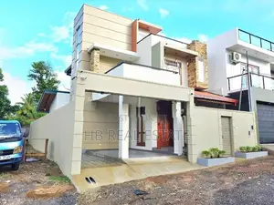 Architecture Designed Super Luxury Two Story House for Sale Piliyandal