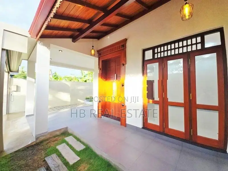 Architecture Designed Super Luxury Two Story House for Sale Piliyandal