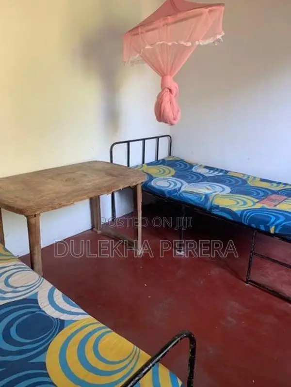 Room for Rent - Shanthi Road