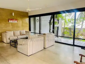 Geoffrey Bawa Type 50 Perch Luxury House for Sale in Maharagama Town