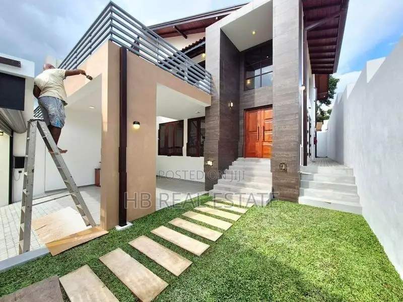 Modern Designed Luxury Two Story House For Sale Heenatikubura Road