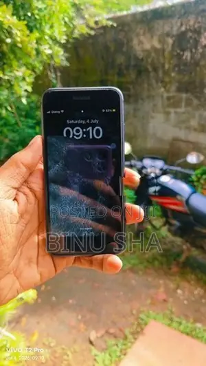 Apple iPhone 8 (Used)