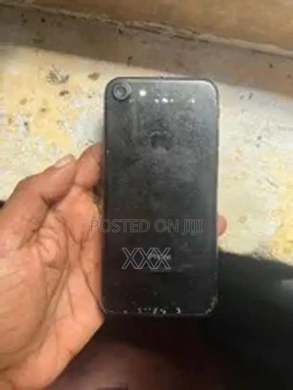 Apple iPhone 7 128gb (Used)