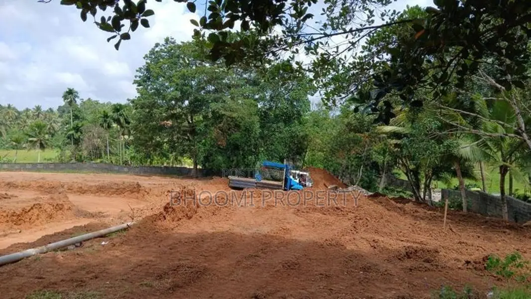 Land for Sale in Homagama