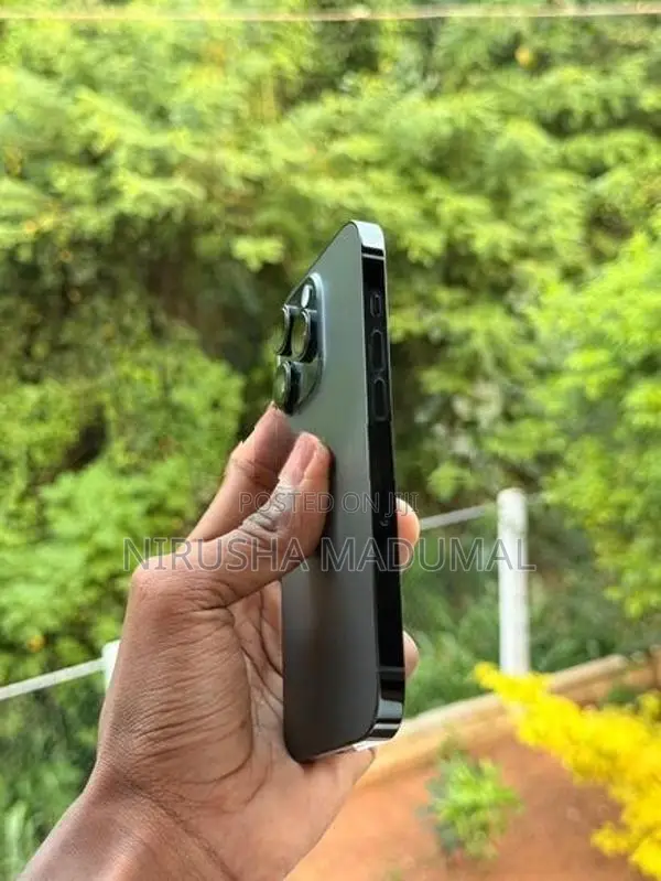 Apple iPhone 14 Pro (Used)