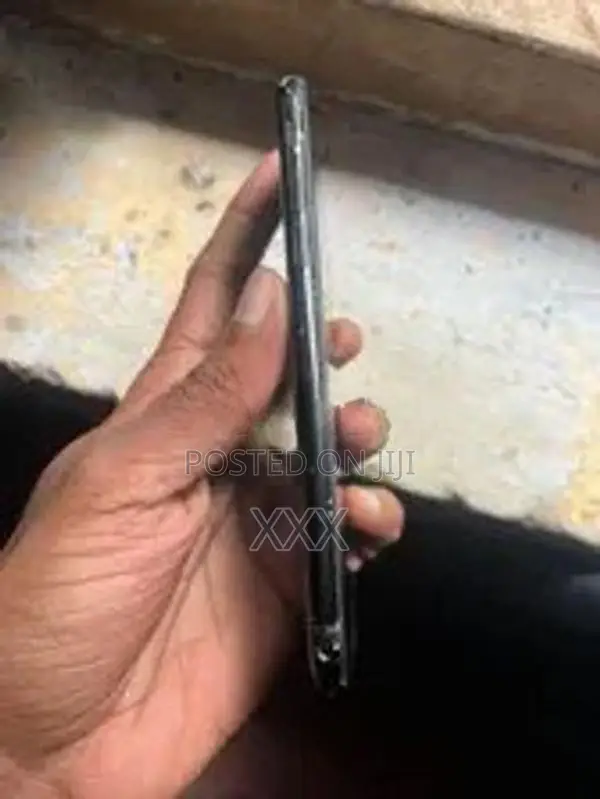 Apple iPhone 7 128gb (Used)