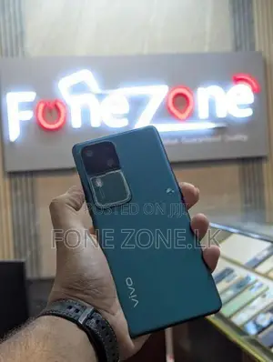Vivo V30 5G (Used)