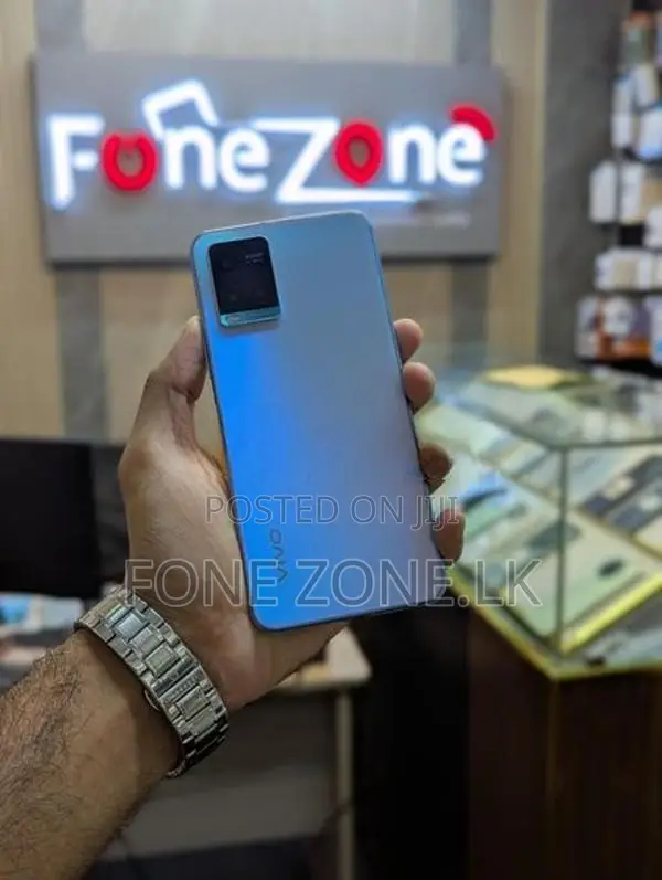 Vivo Y33t 8GB 128GB (Used)
