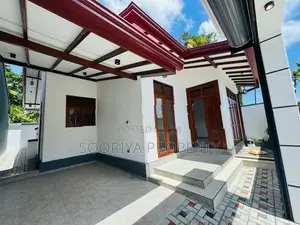 Architectural Designed Brand New Luxury House for Sale in Piliyandala