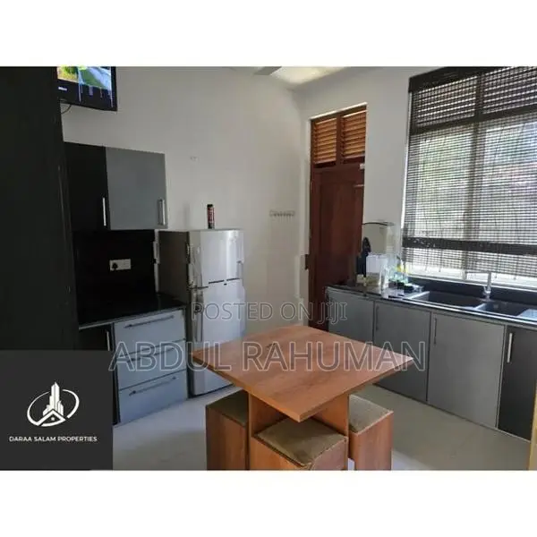 Luxurious 2story Single House 5 Rooms Mortuwa
