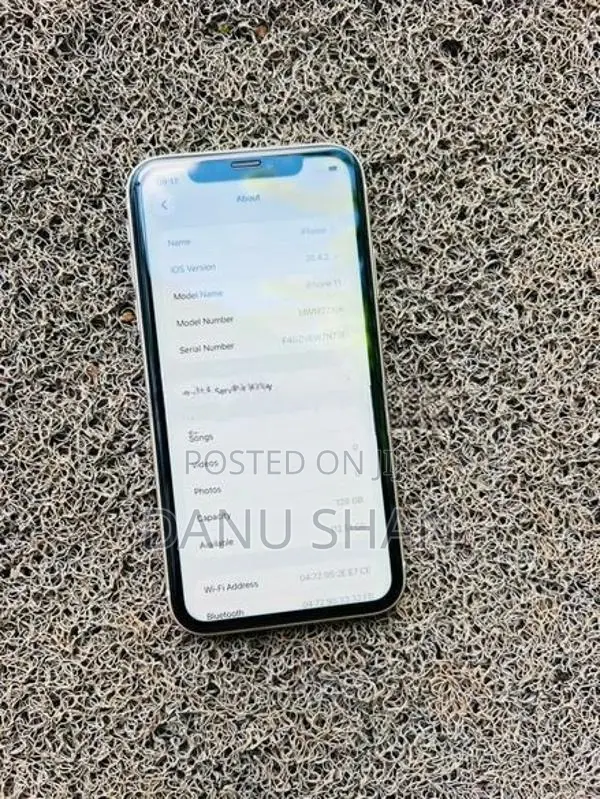 Apple iPhone 11 (Used)