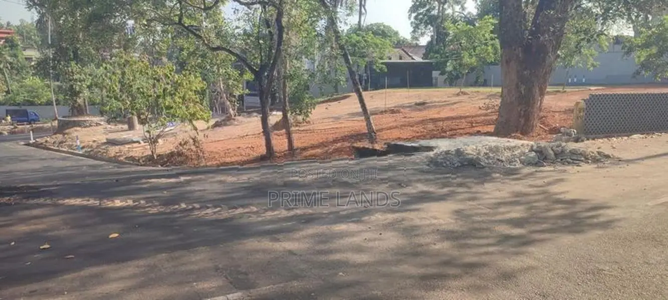 Pannipitiya Residential Land for Sale Close to Bus Road