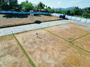 ` 122 ප්‍රධාන පාරට මුහුණලා කලුඅග්ගලින් වටිනා ඉඩමක්..