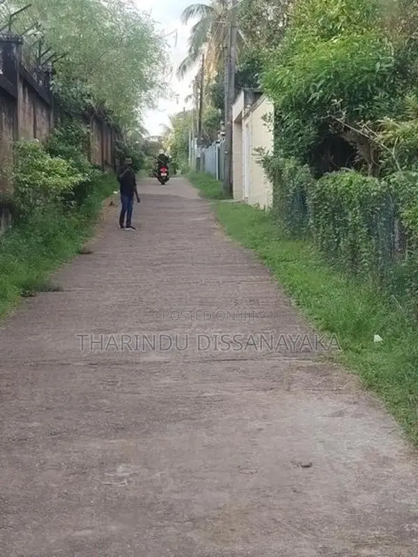 Land in Kadawatha STF Camp Near Plot 01