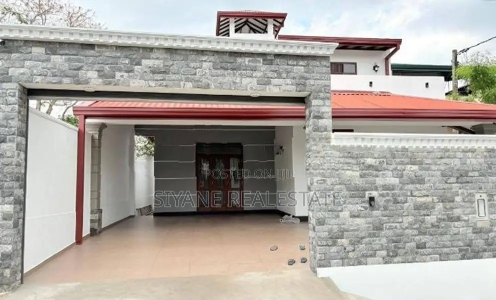 Newly 3 Storey Luxury House For Sale In Malabe