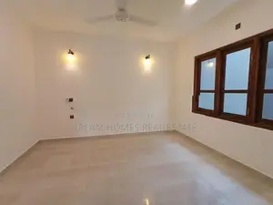 Architecturally Designed Luxury Home – Piliyandala | 5 Bedrooms