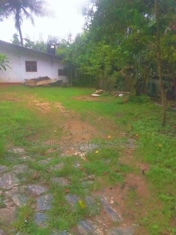 Land for Sale Meegoda Udagewattha