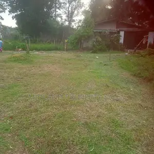 කොටුගොඩ , ඕපාත පර්චස් 36 ක ඉඩමක්