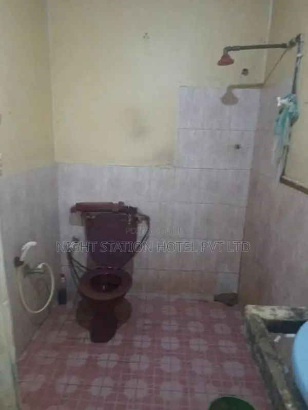 House with Valuable Land for Sale – Suwarapola, Piliyandala