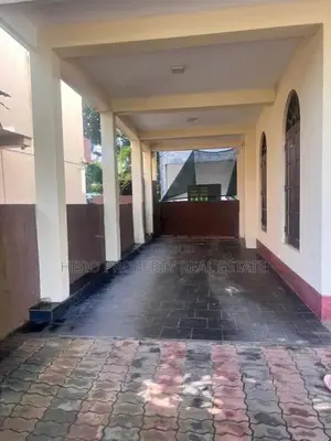 Luxury 2 Storey House for Rent in Mount Lavinia