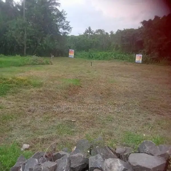 කොටුගොඩ , ඕපාත පර්චස් 36 ක ඉඩමක්