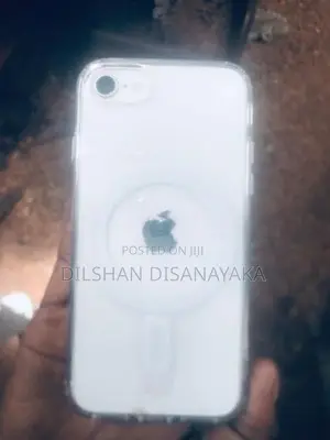 Apple iPhone SE 2 (Used)