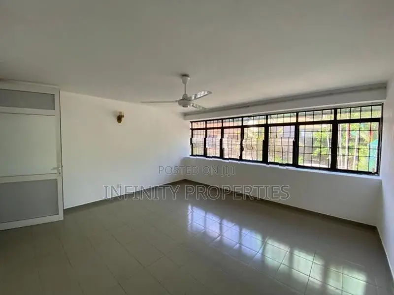 (AF006) House for Sale in Fairfield Gardens, Colombo 8