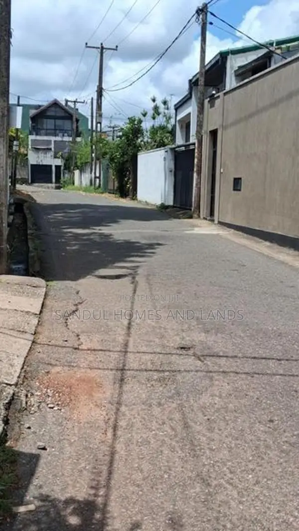 Super Land for Sale in Nugegoda