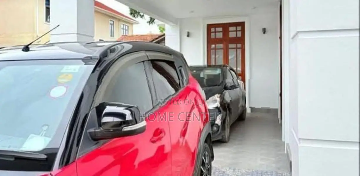 Spacious 3 Storey House for Sale in Weligampitiya - Ja-Ela