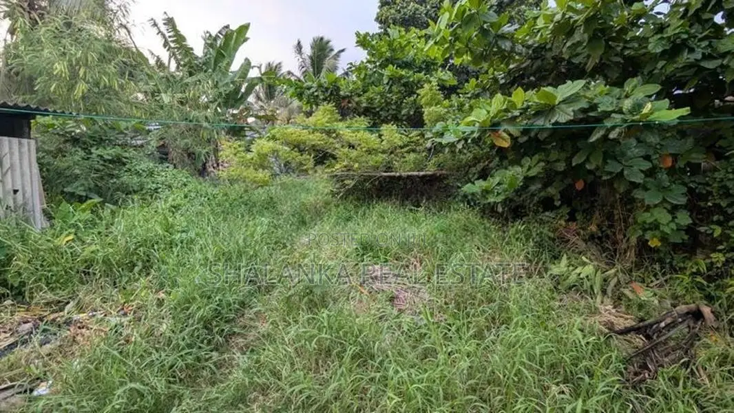5.5 Perches Land for Sale – Galahagoda, Wattala