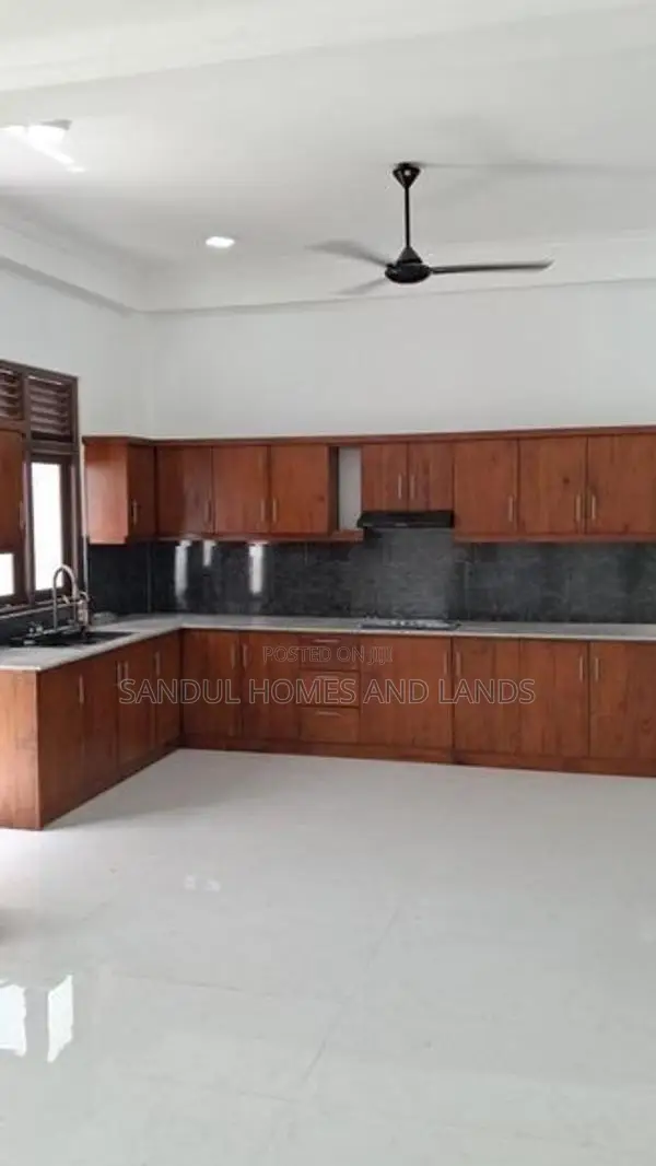 Super Brand New House for Sale in Kotte