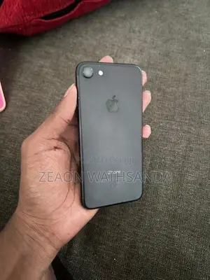 Apple iPhone 7 (Used)