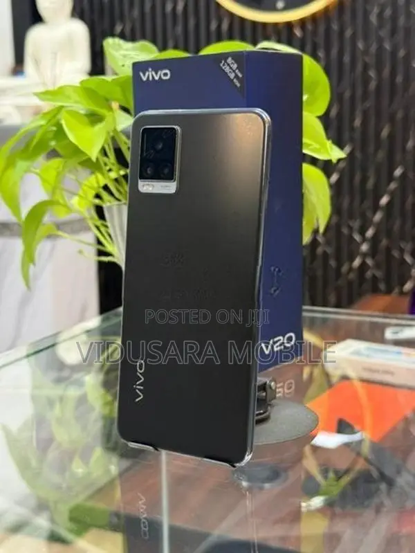 Vivo V20 8GB/128GB (Used)