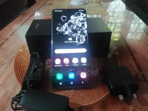 Samsung Galaxy S20 Ultra (Used)