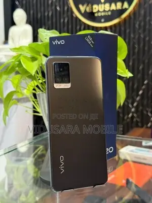 Vivo V20 8GB/128GB (Used)