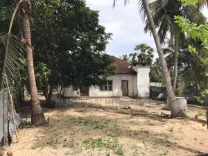 Land with House for Sale Batticaloa