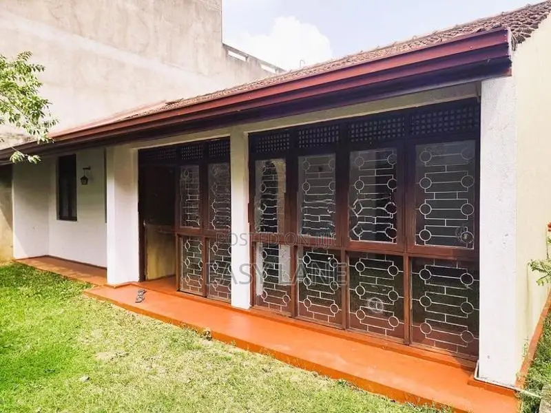 නිට්ටඹුව – රන්පොකුණුගම නිවාස සංකීර්ණයෙන් වටිනා නිවසක්/ SA 10907
