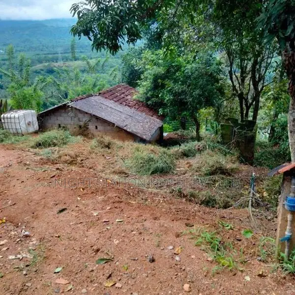 House with Scenic Land for Sale Balangoda