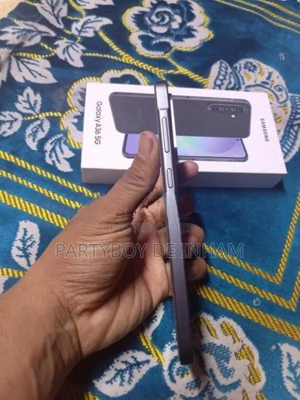 Samsung Galaxy A36 (Used)