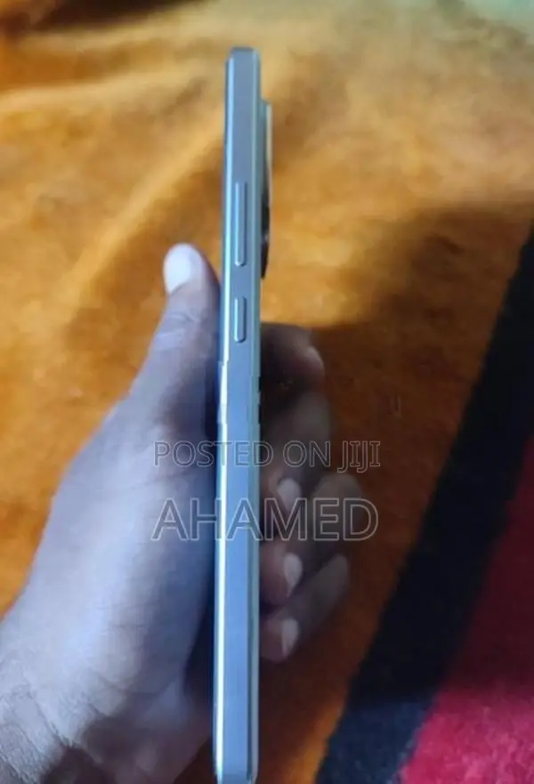 iqoo neo 10r (Used)