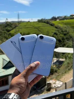 Apple iPhone Air 256GB (Used)