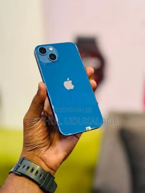 Apple iPhone 13 256GB (Used)
