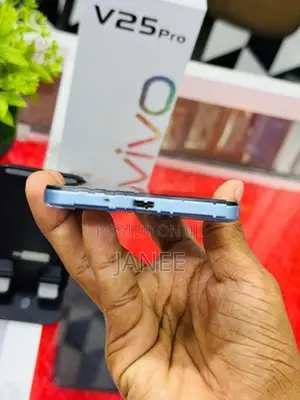 Vivo T4x 6-128 (Used)
